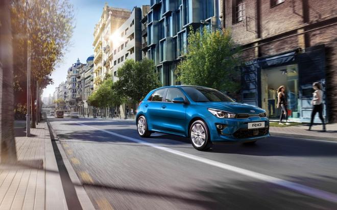KİA   <br>  RIO 1.2L 84 PS Manuel Benzin Cool    Fiyatı: 309.900 TL    Rio 1.4L 100 PS Otomatik Benzin Cool - 364.900 TL    Rio 1.4L 100 PS Otomatik Benzin Elegance Konfor 439.900 TL    Rio 1.4L 100 PS Otomatik Benzin Prestige - 459.900 TL
