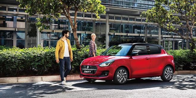 SUZUKİ<br>    2021 SWIFT 1.2 Dualjet 12V Mild Hybrid CVT GL Techno - Otomatik - Benzinli - 83 PS    Liste fiyatı 430.000 TL    1.2 Dualjet 12V Mild Hybrid CVT GLX Premium (Tek Renk) Otomatik Benzinli 83 PS 4x2 - 446.000 TL    1.2 Dualjet 12V Mild Hybrid CVT GLX Premium (Çift Renk) Otomatik Benzinli 83 PS 4x2 - 450.000 TL