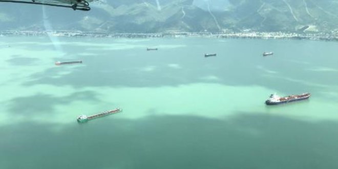İzmit Körfezi turkuaza büründü, değişim uydudan görüntülendi