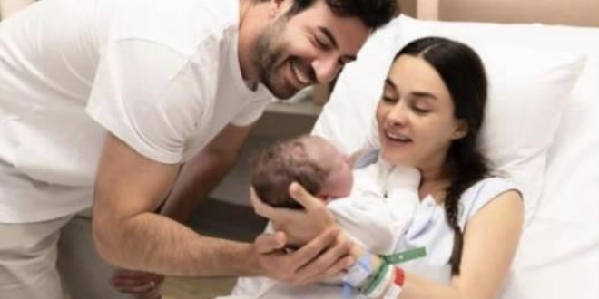 Doğum anına dair yeni kareler...