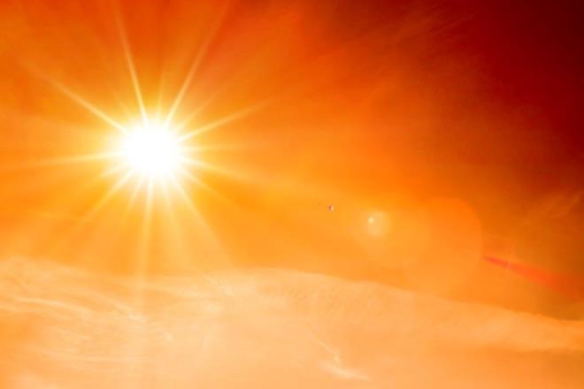 BELÇİKA    Belçika'da da güneyden gelen sıcak dalgasıyla hava sıcaklıkları 35 dereceye kadar yükselerek, haziran ayı için rekor seviyelere ulaştı.    Meteoroloji yetkilileri, özellikle ülkenin doğusunda yüksek sıcaklık nedeniyle hafta sonu turuncu kod alarma geçildiğini ilan etti.