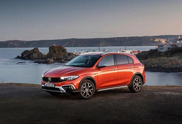 FIAT Yeni Egea Cross 1.4 Fire 95 HP Street - Manuel - Benzinli  <br>  Fiyatı: 393.900 TL  <br>  1.3 M.Jet 95 HP Street Manuel Dizel 497.900 TL  1.6 M.Jet 130 HP DCT Street Otomatik Dizel - 559.900 TL  <br>    1.4 Fire 95 HP Urban Manuel Benzinli 428.900 TL  1.6 M.Jet 130 HP DCT Urban Otomatik Dizel - 598.900 TL  <br>  1.4 Fire 95 HP Lounge Manuel Benzinli- 468.900 TL  1.0 Firefly 100 HP Lounge Manuel Benzinli - 514.900 TL