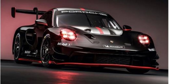 Porsche yeni aracını tanıttı.