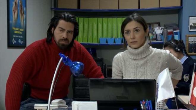 Her bölümünde heyecan dolu dakikalar yaşatan dizide "Murat" karakterini oynayan Uğur Pektaş ise başarılı oyunculuk performansıyla gönüllere taht kurmayı başardı.