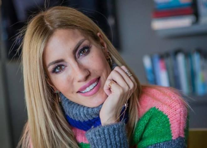 Ünlü sunucu Çağla Şikel, 1997 yılında kazandığı güzellik yarışmasından sonra çeşitli projelerde yer almıştı. Özellikle "Cennet Mahallesi"ndeki performasıyla akıllarda "Sultan" olarak kalmıştı.