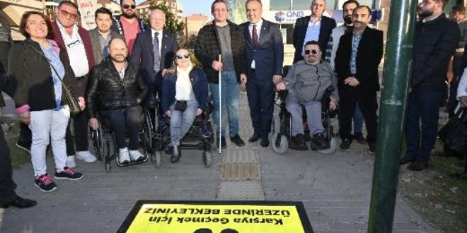 Temassız geçişle, yayalara engel yok