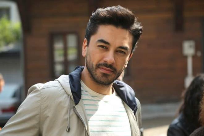 İfadesi alınan sahte emlakçı Ali Ekber G. verdiği ifadede; geçen sene Ağustos ayında cüzdanının kaybolduğunu, cüzdanının içerisinde kimliği ile banka kartlarının bulunduğunu, bu banka kartlarının üzerinde ise şifrelerin yazılı olduğu bir kağıtın bulunduğunu söyledi.