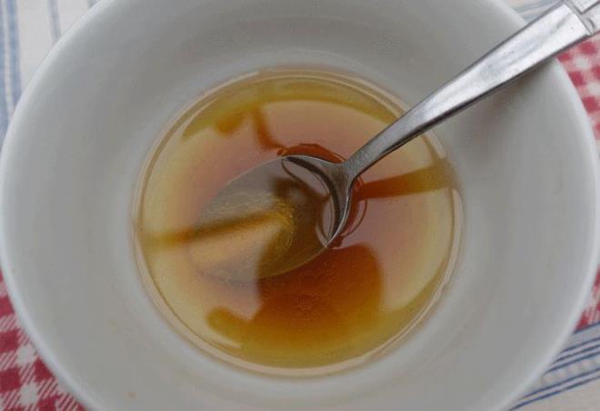 Prebiyotikler ise bağırsaklardaki dost bakterilerin iyi beslenmesini sağlıyor. Bunları mutlaka tüketmemiz lazım."