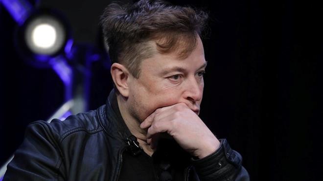Öte yandan, dünyadaki en zengin insanlardan biri olmasına rağmen Musk'ın serveti, Twitter'ı satın alması ve Tesla'da yavaşlayan satışlar da dahil olmak üzere birçok sorun nedeniyle büyük ölçüde düştü.
