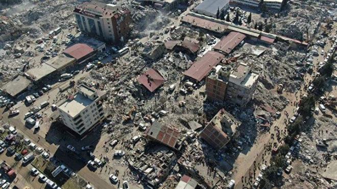 Kahramanmaraş'ta yaşanan deprem sonrası İstanbul'da yaşayan birçok kişiyi büyük korku sardı. Birçok kişi yaşanan deprem felaketinden sonra oturduğu binadan şüphe duyup binalardaki bodrum katlardaki kolon ve kirişlere detaylı bir şekilde analiz yaptırmaya başladı.