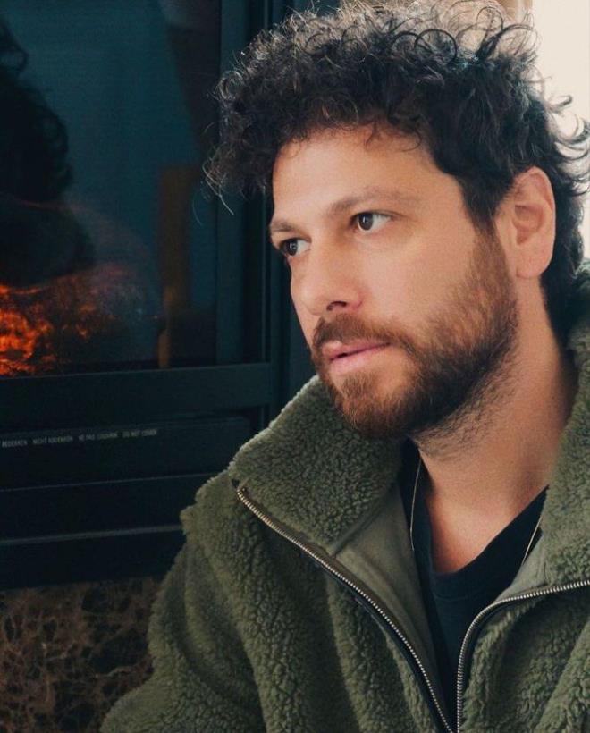 "Can" karakteriyle büyük beğeni toplayan ünlü oyuncunun diziden ayrılık sebebine dair henüz bir açıklama yapılmadı.