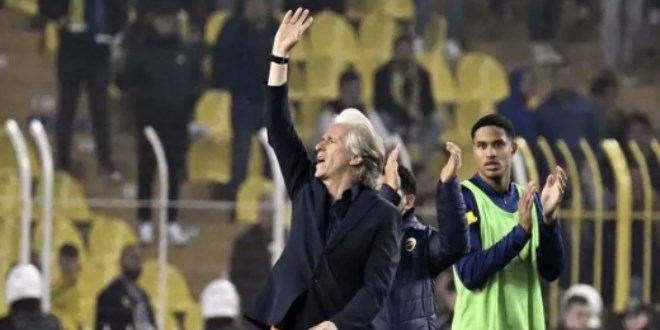 Jorge Jesus'tan taraftarlara şoke eden tepki!