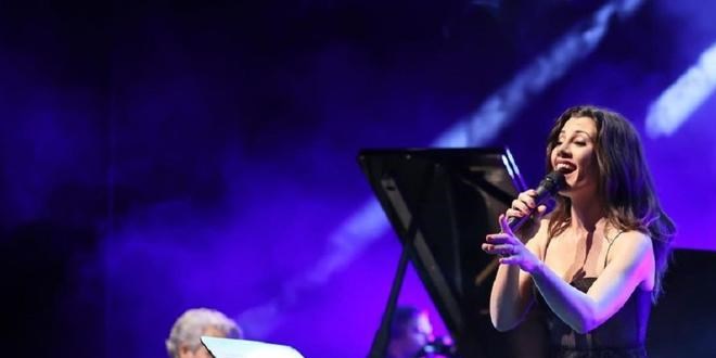 Ömer dizisinin Gamze'si sahneye çıktı