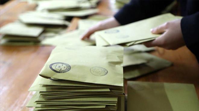 28. Dönem Milletvekili Genel Seçimi'nin kesin olmayan sonuçlarına göre yeni dönemde TBMM'de yer alacak 600 milletvekili belli oldu.
