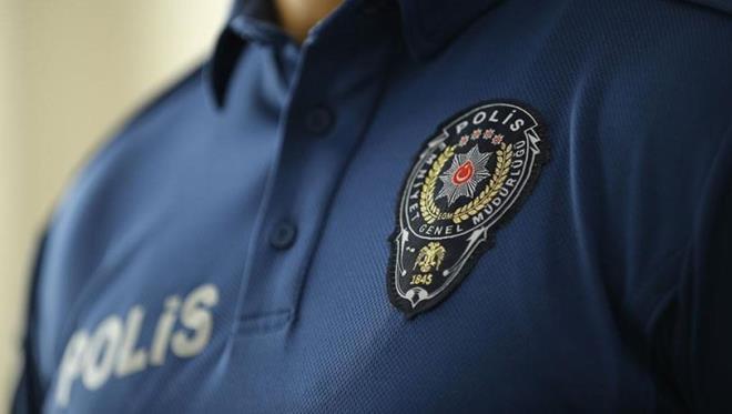 En düşük polis memuru maaşları yüzde 30 zam oranıyla en düşük 23 bin 800 liraya, yüzde 40 oranla 26 bin 700 liraya, yüzde 50 zam oranıyla 27 bin 450 liraya ulaşacak.