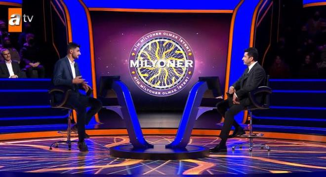 İlk soruları kolaylıkla yanıtlamayı başaran genç yarışmacı, izleyenleri ekran başına topladı.