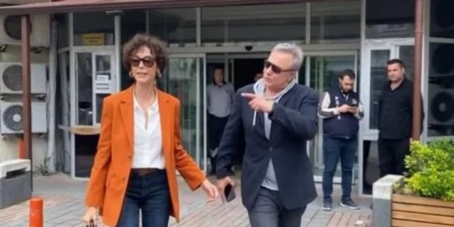 Arzum Onan ve Mehmet Aslantuğ adliyeye el ele geldi