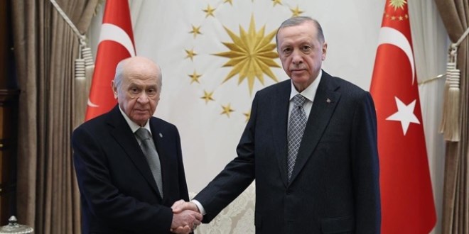 2. tur öncesi Bahçeli'nin Erdoğan'a hediyesindeki o detay!