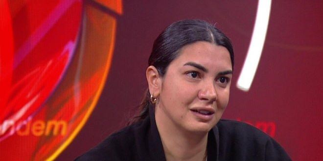 Fulya Öztürk umreye gitti