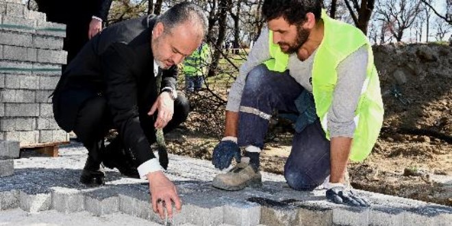 Teoman Özalp Parkı yenileniyor
