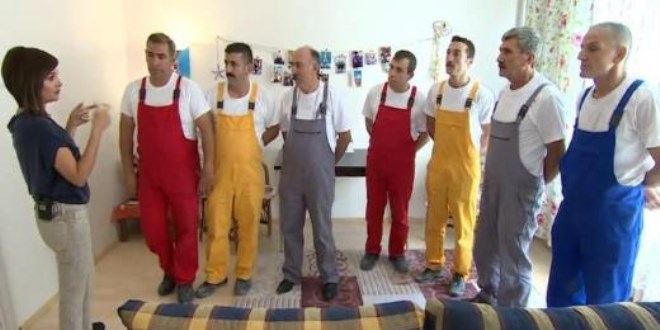 Ev sahibi TV ekranlarında evini görünce şok oldu!