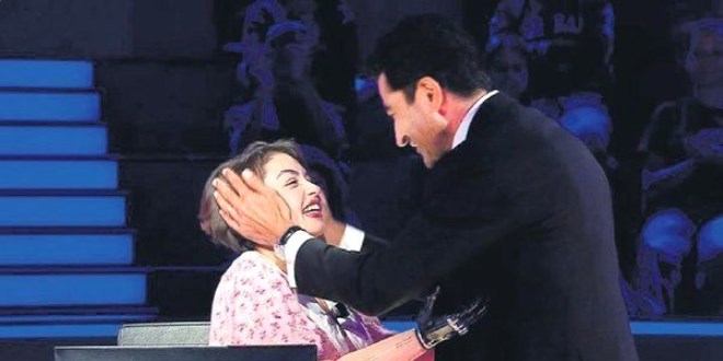 Aile Bakanı Göktaş, Kim Milyoner Olmak İster şampiyonu Rabia'yı ağırladı
