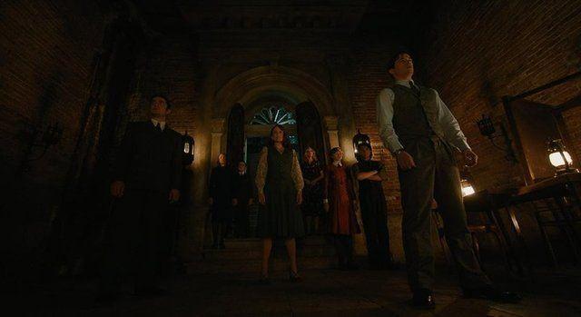 Film azlığı ve buna bağlı olarak gelişen gişelerin düşüklüğü nedeniyle de film dağıtımcıları, gişeleri hareketlendirmek amacıyla yabancı iki seriyi 20 yıl öncesinden günümüze taşıdı.