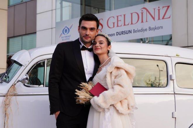 Çarşamba günleri seyirciyle buluşan dizi, 22'nci bölümde ekranlara veda edecek.