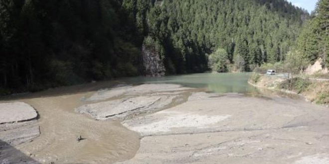 Uzungöl çamurgöl olacak