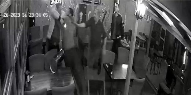 Kafedeki yüksek ses tartışması cinayetle bitti