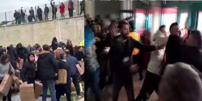 1 liraya zigon sehpa için birbirlerini ezdiler