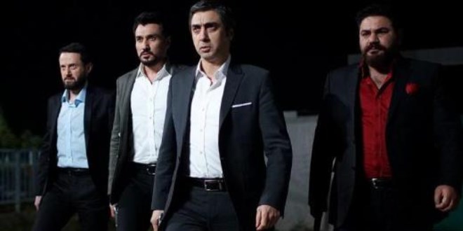 Kurtlar Vadisi'nin ünlü ismi yeni mesleğiyle şaşırttı!