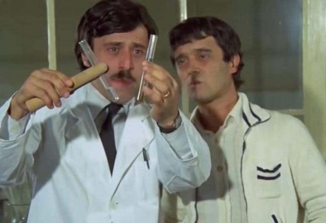 Ailesiyle beraber Datça'da sakin bir yaşam sürdüren 80 yaşındaki usta isim geçtiğimiz gün doğum günü vesilesiyle paylaşımda bulundu.