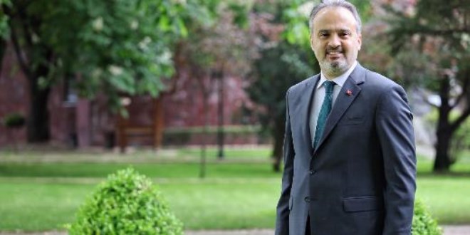 1433 ağaç kesilmekten kurtuldu
