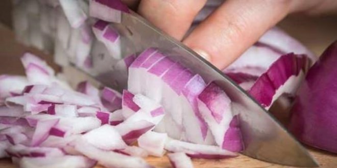 Soğan böyleyse ağzınıza bile sürmeyin