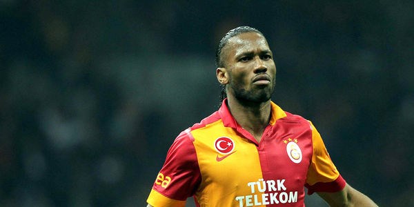 Türkiye'de en çok kazanan futbolcular