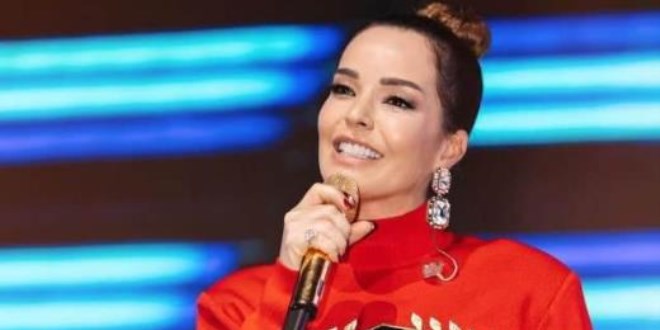 Şarkıcı Bengü'den çok konuşulacak açıklama!