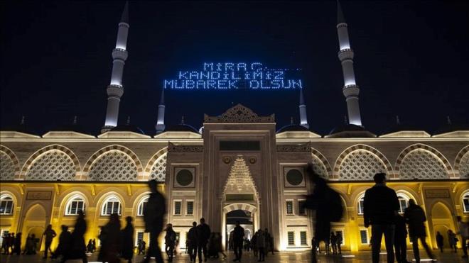 MİRAÇ KANDİLİNDE NELER YAPILMALI?