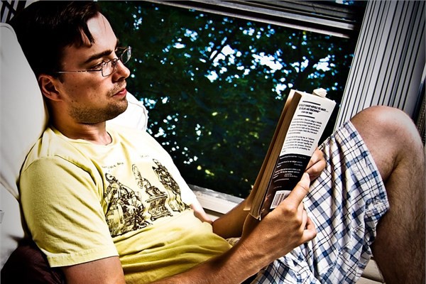 <b>Okuma uygulamaları En iyi 100 uygulama içinde e-kitap ya da benzeri açıdan fayda sağlayan uygulamalar şöyle:</b>