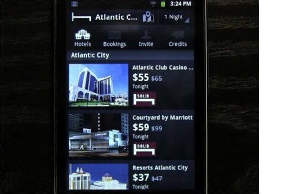 <p><b>Hotel Tonight</b></p>  Otel uygulamaları arasında en çok tercih edilenlerin başında geliyor.