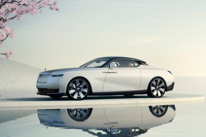 Rolls Royce tarafından 4 adet üretilecek ve her biri türünün tek örneği olacak olan Droptail ailesinin üçüncü üyesi Arcadia oldu.