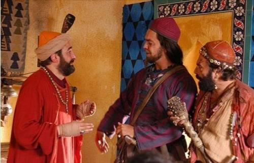 Hacivat Karagöz Neden Öldürüldü (Ezel Akay)