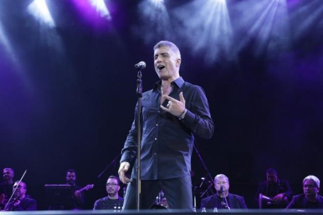 ÖZCAN DENİZ  <br>  Kıbrıs, Antalya  <p>  4 MİLYON TL