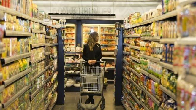 Seçim günü marketlerin açık mı yoksa kapalı mı olacağı, seçim yasaklarının nerelerde uygulanacağını merak eden vatandaşlar tarafından sorgulanıyor. Seçim günü kahvehane, kıraathane ve internet kafe gibi bütün umumi eğlence yerleri kapalı olacak. Peki, seçim günü marketler açık mı/kapalı mı?