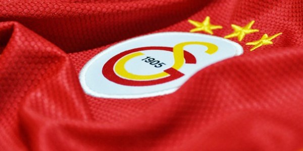Galatasaray'da Terim'den sonra 2 istifa!