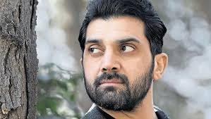 Kimi takipçileri 'Abi bu sese bu imaj çok yakıştı' derken kimi takipçileri ise 'Bayhan ne yaptın kendine' yorumlarında bulundu.