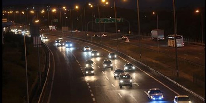 Kurban Bayramı sona erdi: Dönüş trafiği başladı