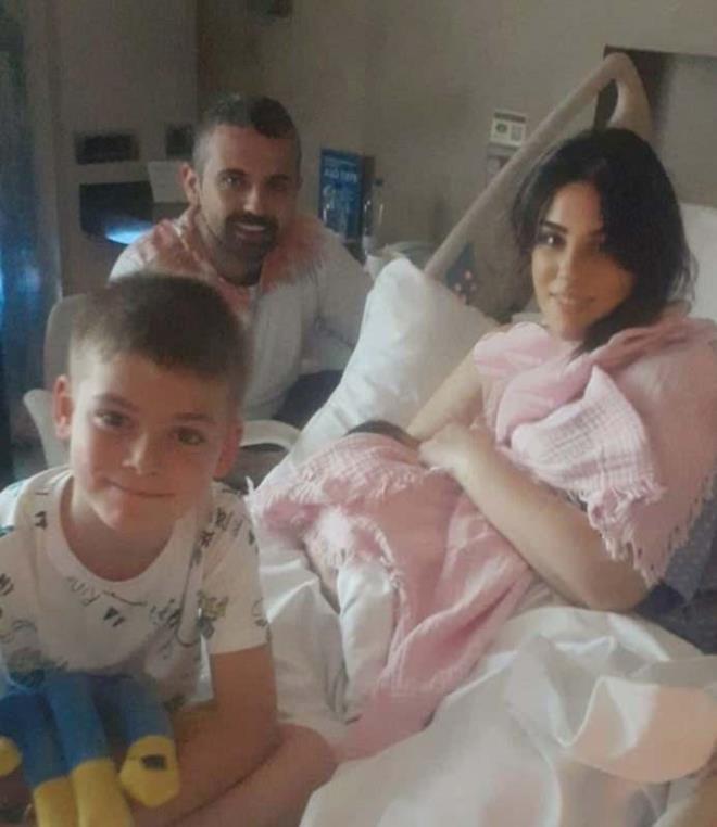 Geçtiğimiz günlerde Tuğçe Tayfur ve Muhammet Aydın'ın Zekeriyaköy'deki evine icra memurları gitti.