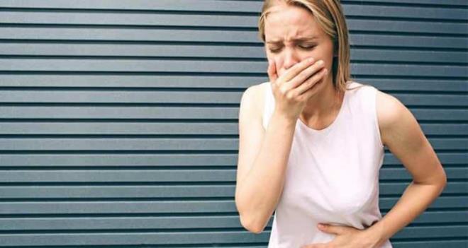 KURU GIDALARI SERİN YERDE TUTUN!    Bulgur, buğday, pirinç, nohut, fasulye gibi bakliyatlar ve kuru gıdaları güneş görmeyen karanlık bir yerde ve 20°C sıcaklığın altında, ağzı hava almayan kapalı cam kaplar içinde saklamaya dikkat edin.