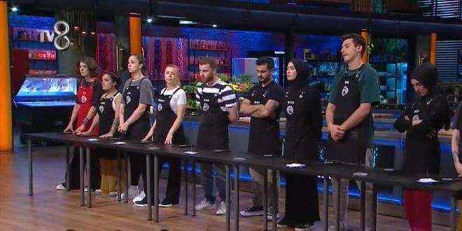 Masterchef'te feci kaza! Alper elini kaptırdı